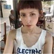 Profesora de francés con experiencia universitaria en Francia