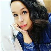 Docente d'inglese impartisce lezioni online a ragazzi e adulti. Tutti livelli, metodo personalizzato ad hoc per ogni esigenza