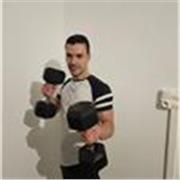 Coach sportif avec plus de 6 ans d'expérience. Donne des cours à domicile, dans un rayon de 20 km autour de La Chapelle-des-Marais