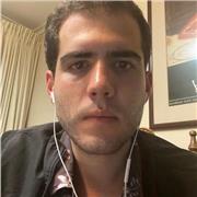 Licenciado de la PUC imparte clases de inglés