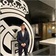 Soy entrenador que intento más que solo enseñar que realmente aprendan a jugar al futbol y a gestionar su proceso