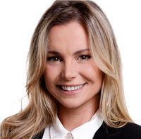Laureata magistrale in mercati ed intermediari finanziari in università cattolica di milano