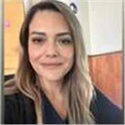 Profesora de educación general básica con mención en lenguaje y comunicación