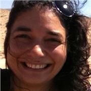 Laureata in Fisica impartisce lezioni private a studenti delle superiori e li affianca nei compiti