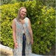 Profesora de Francés, Lengua Castellana y Literatura e Inglés (B1) imparte clases particulares de forma online a todas las edades