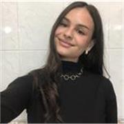 Profesora apta para dar clases de apoyo y cuidado infantil. Además me encanta jugar y hacer manualidades con los niños.