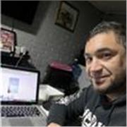 “Ingeniero en química con 10 años de experiencia enseñando física mecánica online”