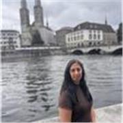 Profesora titulada en primaria con 18 años de experiencia en escuelas privadas y públicas.