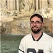 Desarrollador frontend y backend con más de 5 años de experiencia. Imparto clases de forma online