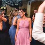 Insegnante inglese con esperienza da ormai quattro anni, metodo di studio che varia da studente a studente.
