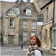 Online English teacher with full availability, let's talk!