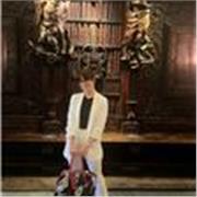 Storica dell'arte offre lezioni di storia dell'arte, storia e lingua e letteratura italiana per le scuole di ogni ordine e grado