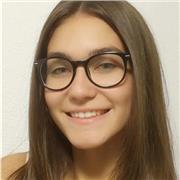 Soy una persona tranquila, constante y organizada, me encanta trabajar con niños