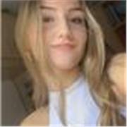 Profesora de inglés y de apoyo escolar en Burjassot tanto para Bachiller como para ESO