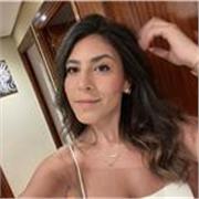Profesora particular de euskera, lengua, historia, filosofía e inglés. Experiencia dando clases. C1 de euskera y B2 de inglés