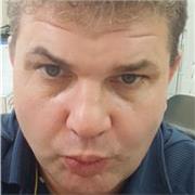 I give tailored made lessons that suit students who have a busy schedule