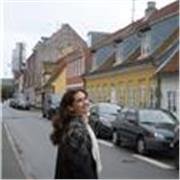 Tutor disponibile per ripetizioni e aiuto compiti personalizzato