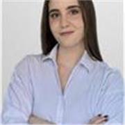 Doy clases . Adapto el método y la forma de enseñanza de acuerdo al alumno, su personalidad y sus potenciales intereses y capacidades procurando estimular y fomentar el aprendizaje de los mismos de forma que se refleje no solo en los resultados