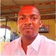 Professeur d'Anglais chevronné, disponible pour des cours de communication orale en ligne avec des étudiants ou des particuliers 