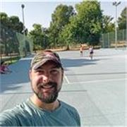 Abogado y licenciado en ciencias jurídicas y sociales con vasta experiencia laboral. Mi objetivo es ser profesor de español.