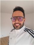 Je peux enseigner l'arabe aux éleves et etudiants à distance chaque soir