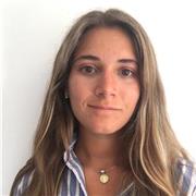 Me considero una persona empática y paciente. Estoy abierta a impartir clases de refuerzo en castellano y en otras áreas de las que también tengo conocimiento.