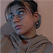 Offro lezioni private per studenti di elementari, medie e superiori