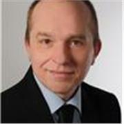 Deutscher Muttersprachler bietet Online- und Präsenzunterricht (München) in Deutsch an.