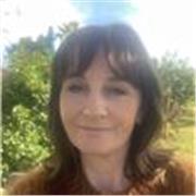 I am a native English tutor experienced with teaching A1 to conversational level English to all age groups.