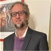 Profesor con mas de 15 años de experiencia