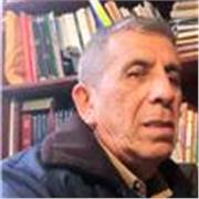 Profesor de Matemáticas y Física imparte clases a niños y adolescentes