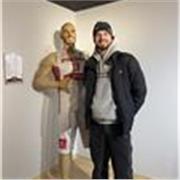 22 Jähriger Mann der Lehramt studiert und sich nebenbei ein kleines Zusatzeinkommen verdienen will.