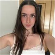 Me de fino como una persona paciente y amable y daría clases a cualquier persona ya que mi nivel de inglés es alto