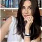 Ex studentessa del liceo classico impartisce ripetizioni per le scuole elementari , medie e liceo