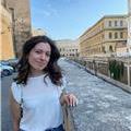 Sono studentessa in psicologia a roma. attualmente lavoro anche come educatrice presso una scuola elementare in zona parioli. mi offro per dare ripetizioni ai ragazzi e ragazza di scuola media e superiore, materia umanistiche (compreso anche latino) e sci