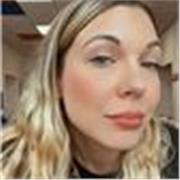 Ciao sono Giulia! Lavoro con i ragazzi da 13 anni per aiutarli ad eseguire i compiti di tutti i giorni o i debiti estivi. 