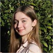 Etudiante en licence tourisme, prête à vous aider !