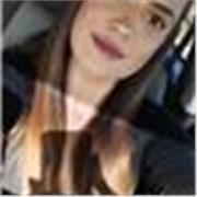 Profesora de apoyo escolar en el área de español online