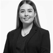 Profesora de Derecho con experiencia en clases presenciales y remotas