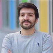 Dottorando in Chimica Teorica con oltre 5 anni di esperienza nell'insegnamento, propone lezioni di Chimica e Chimica-Fisica