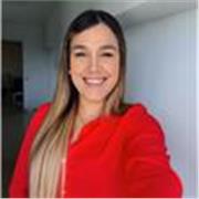 Profesional apto para apoyar a niños de cualquier edad con sus estudios primarios, dibujos o tareas básicas.