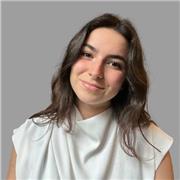 Je propose une aide aux devoirs - je suis à l'aise dans toutes les matières mise à part les mathématiques :)