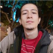 Profesor de matemáticas y estadísticas con modalidades de enseñanza y guía para la solución de problemas matemáticos