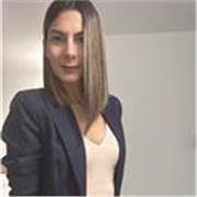 Enfermera profesional con más de 10 años de experiencia en áreas asistenciales, auditoría en salud y docencia. 