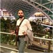 Professioneller Arabischlehrer mit über 8 Jahren Erfahrung im Unterrichten von Muttersprachlern und Nicht-Muttersprachlern