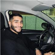 Hola, se ofrecen clases particulares online de alemán. Me llamo Omar y soy bilingüe de Alemán. Cuento con el instituto y bachiller alemán (Deutsches internationales Abitur en el colegio alemán de madrid) con un nivel C2 y fluidez en conversación). No dude