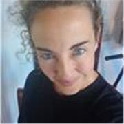 Profesora titulada en Ingeniería Aeronáutica imparte clases de matemáticas y tecnología.