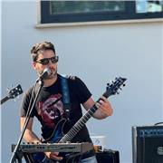 Insegnante di Chitarra: dalle basi fino al rock/blues e metal
