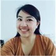 Bilingual English tutor with 1year of experience offers private lessons for children in Sevilla. 