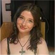 Patient, experienced, multilingual tutor offering engaging English lessons for all ages at all levels